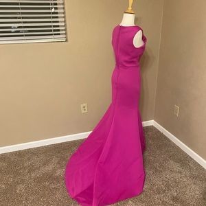 BEBE maxi  Dress like now wearing only ones size M it does stretch